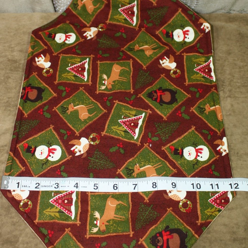 Hand-Crafted Table Linen Reversible Fall/Christmas - Picture 5 of 7